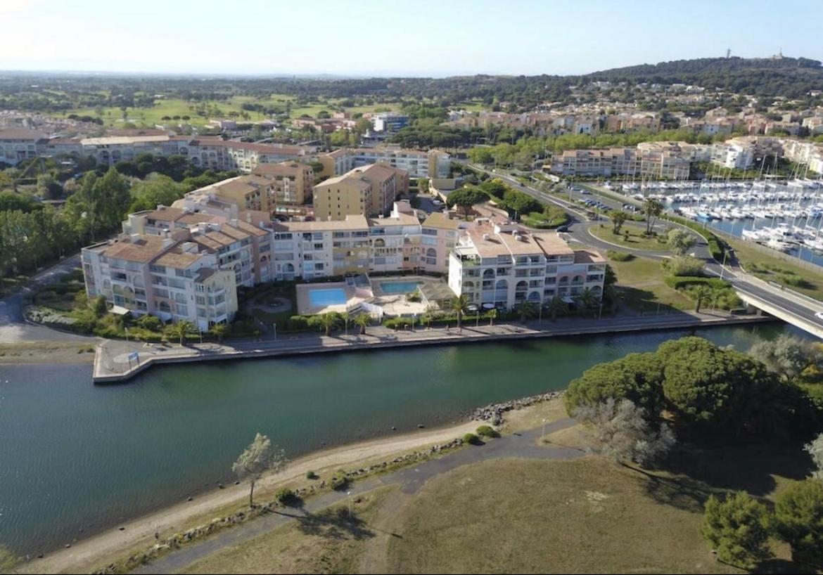 Superbe Appartement 6 Personnes Avec Piscine Secteur Richelieu, A 400M De La Plage Et A 650M Du Centre Port แอกด์ ภายนอก รูปภาพ